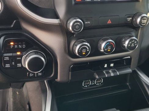 Used 2020 RAM 1500 Lone Star image 25