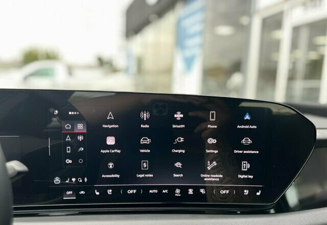Used 2025 Audi A6 e-tron Prestige AWD/4WD image 26
