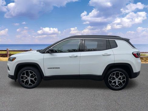 Certified 2024 Jeep Compass Limited image 5