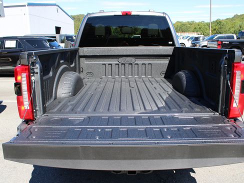 New 2026 Ford F250 XLT w/ XLT Premium Package image 9