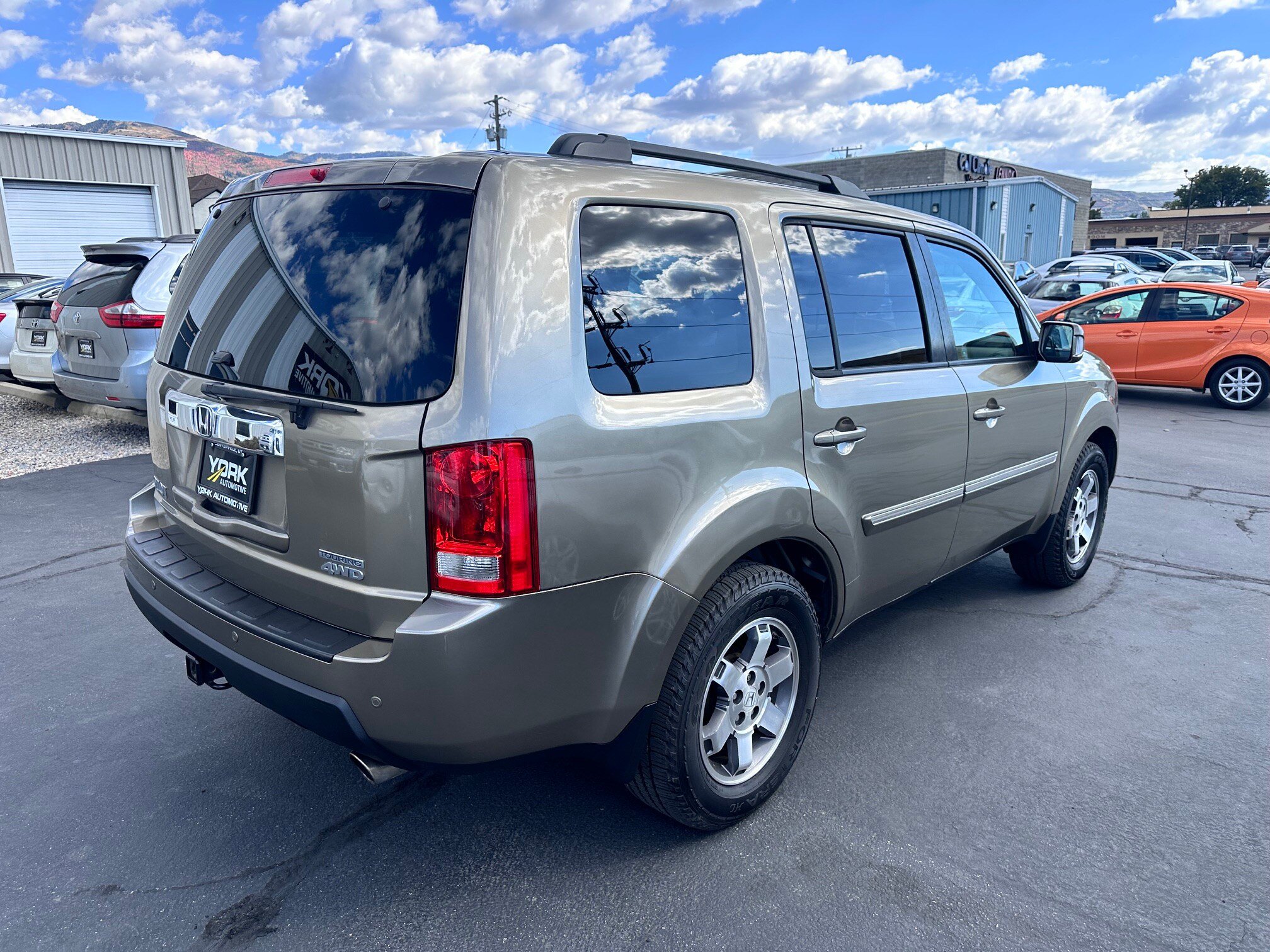 Used 2011 Honda Pilot Touring image 3