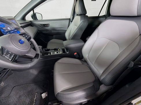 Used 2026 Subaru Outback Premium AWD/4WD image 2