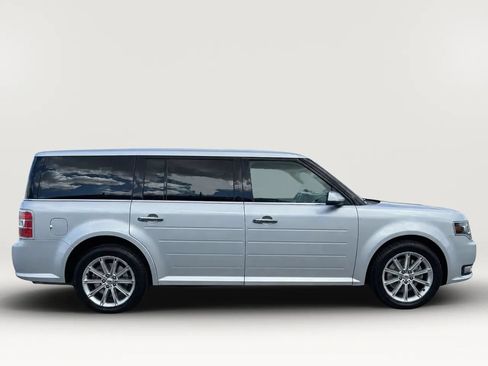 Used 2019 Ford Flex Limited AWD/4WD image 8
