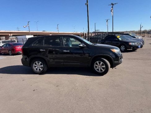 Used 2012 Kia Sorento FWD image 21