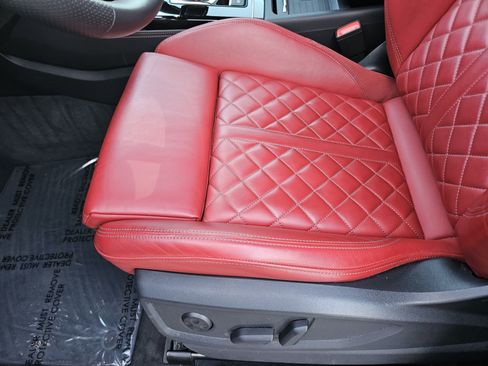 Used 2021 Audi SQ5 Prestige w/ Prestige Package image 23