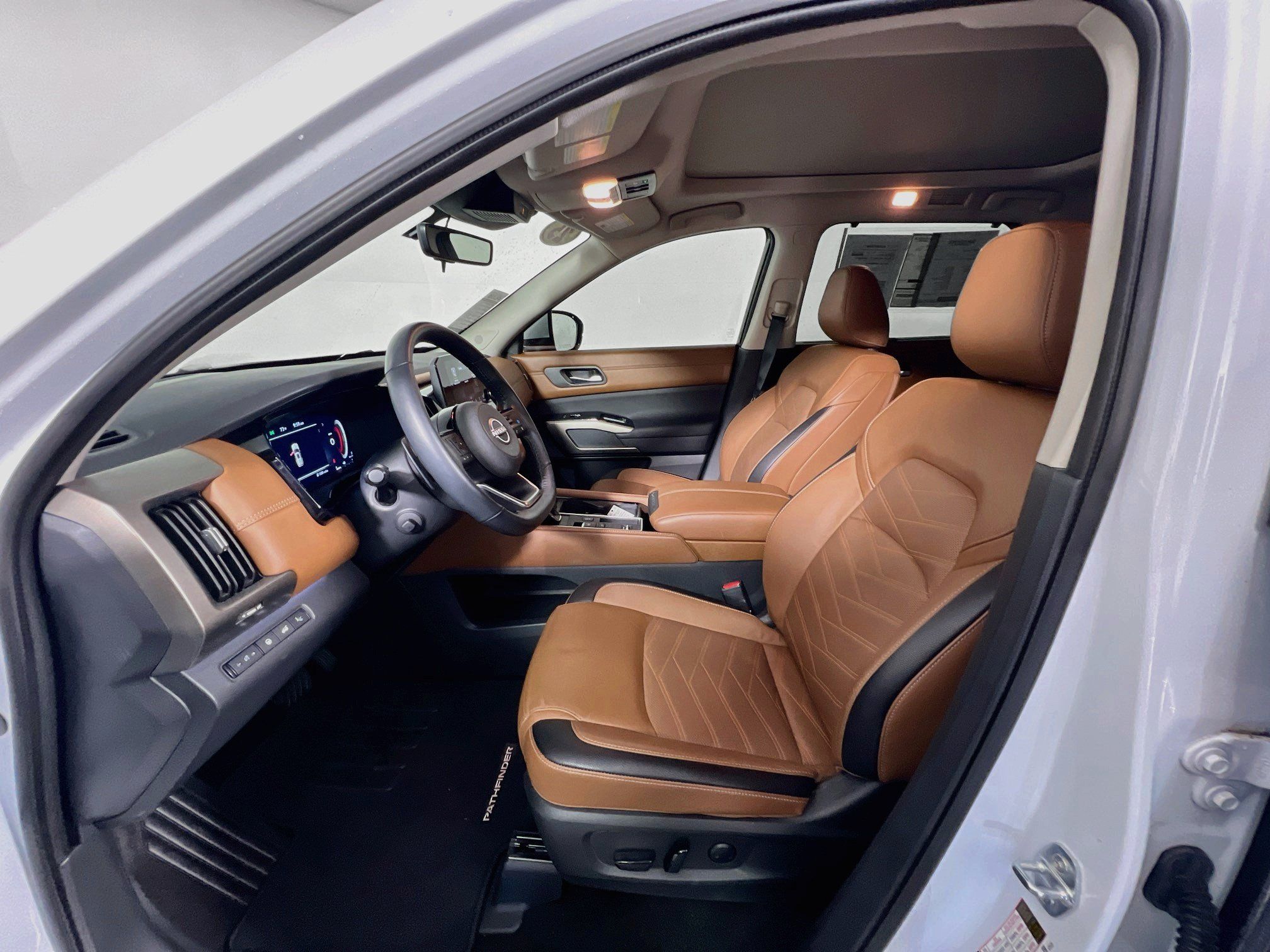 Used 2025 Nissan Pathfinder Platinum w/ Cargo Package FWD image 14