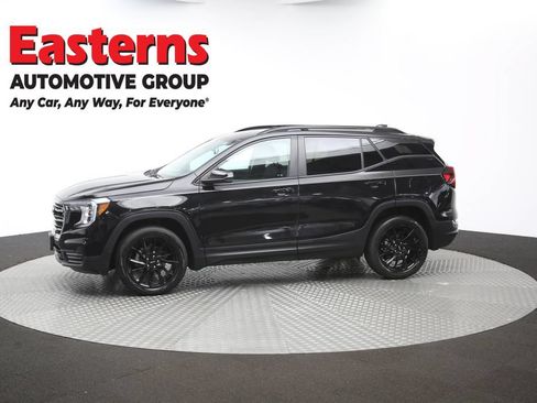 Used 2023 GMC Terrain SLE w/ Driver Convenience Package AWD/4WD image 59