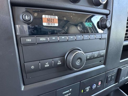 New 2025 Chevrolet Express 2500 Work Van w/ Safety Package image 11