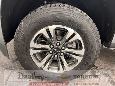 Used 2022 Chevrolet Colorado Z71 AWD/4WD image 21