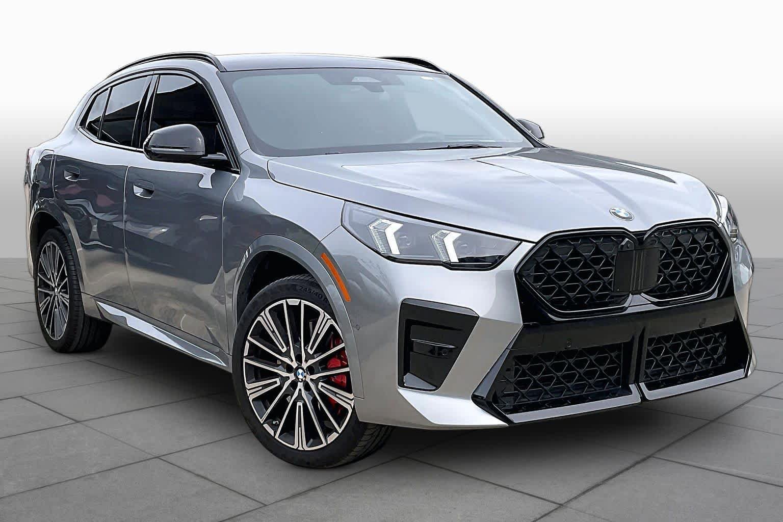 Used 2026 BMW X2 xDrive28i w/ Technology Package AWD/4WD image 2
