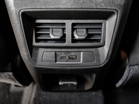 New 2026 GMC Canyon Elevation w/ Convenience Package image 17