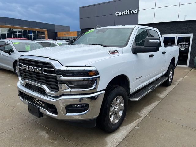 Used 2026 RAM 2500 Big Horn AWD/4WD image 3