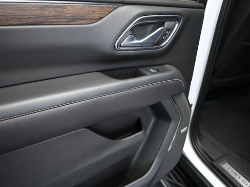 Used 2023 Chevrolet Tahoe Premier image 15