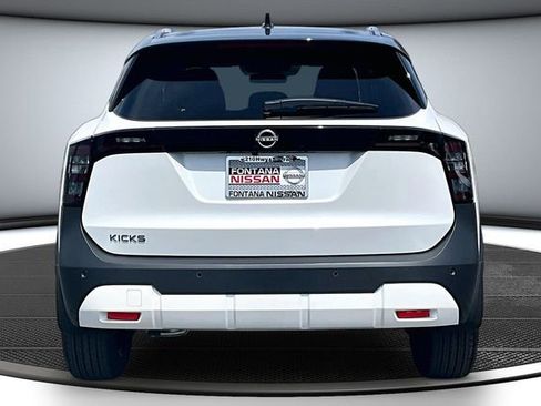 New 2026 Nissan Kicks SV FWD image 4