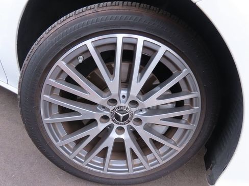 Used 2023 Mercedes-Benz CLA 250 image 18