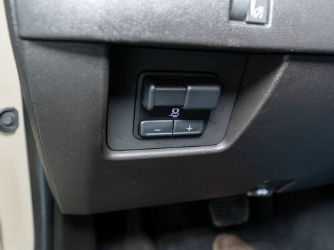 Used 2023 Chevrolet Colorado Z71 w/ Advanced Trailering Package image 28