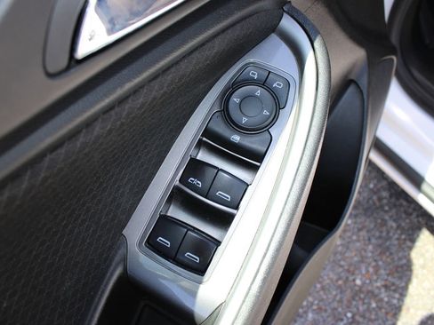 Used 2023 Chevrolet Malibu LT FWD image 12