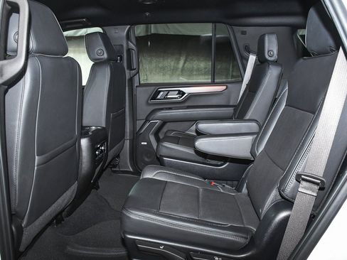 Used 2025 GMC Yukon Denali image 50