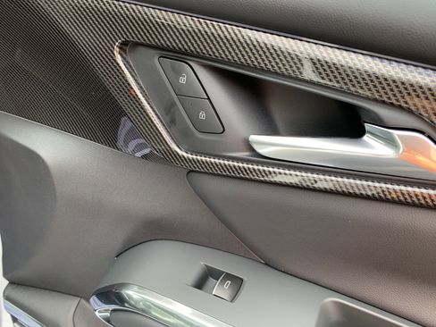 New 2026 Chevrolet Traverse High Country w/ LPO, Floor Liner Package image 29