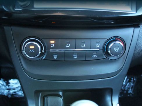 Used 2019 Nissan Sentra S image 20