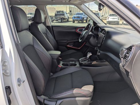 Certified 2023 Kia Soul GT-Line w/ GT-Line Technology Package FWD image 27