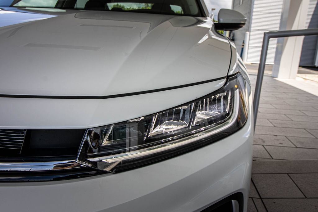 Certified 2026 Volkswagen Jetta SE FWD image 6