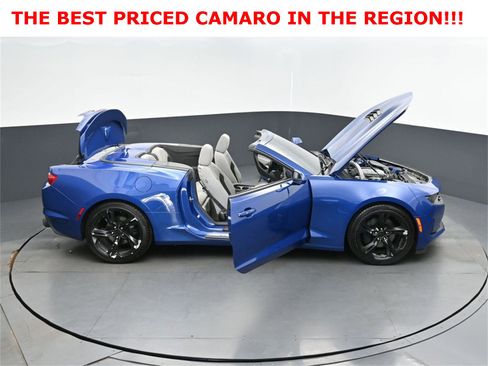 Used 2022 Chevrolet Camaro LT w/ Technology Package image 47