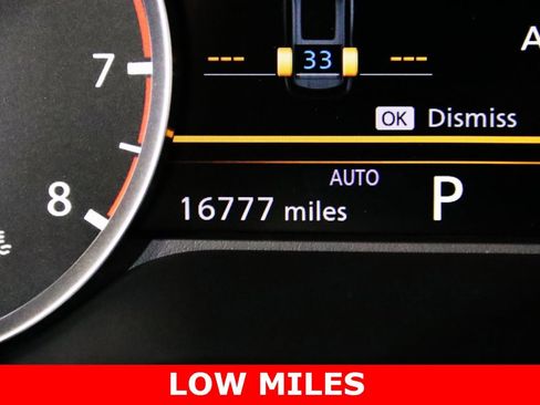 Used 2023 INFINITI QX60 Pure image 15