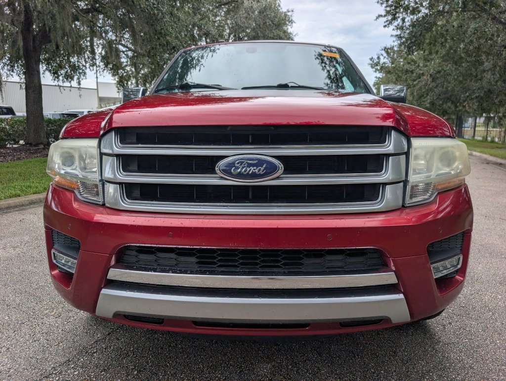 Used 2016 Ford Expedition Platinum RWD image 2
