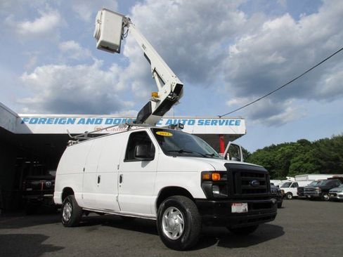 Used 2011 Ford E-350 and Econoline 350 Super Duty w/ PWR Group RWD image 1