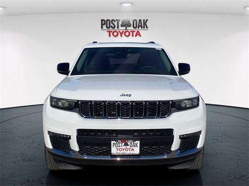 Used 2023 Jeep Grand Cherokee L Limited image 2