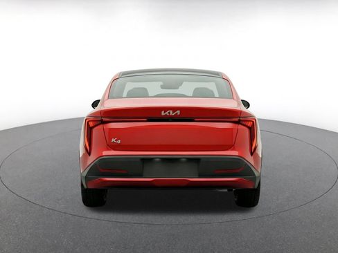 Used 2025 Kia K4 FWD image 8