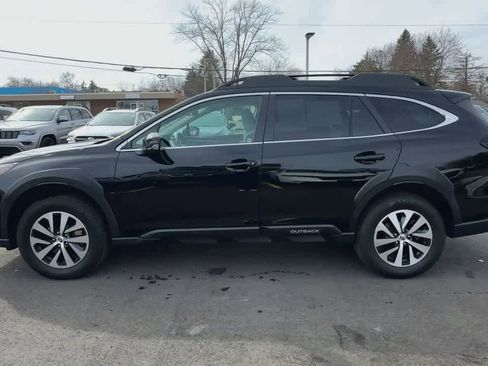 Certified 2024 Subaru Outback Premium image 5