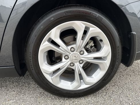Used 2025 Honda Accord LX image 18