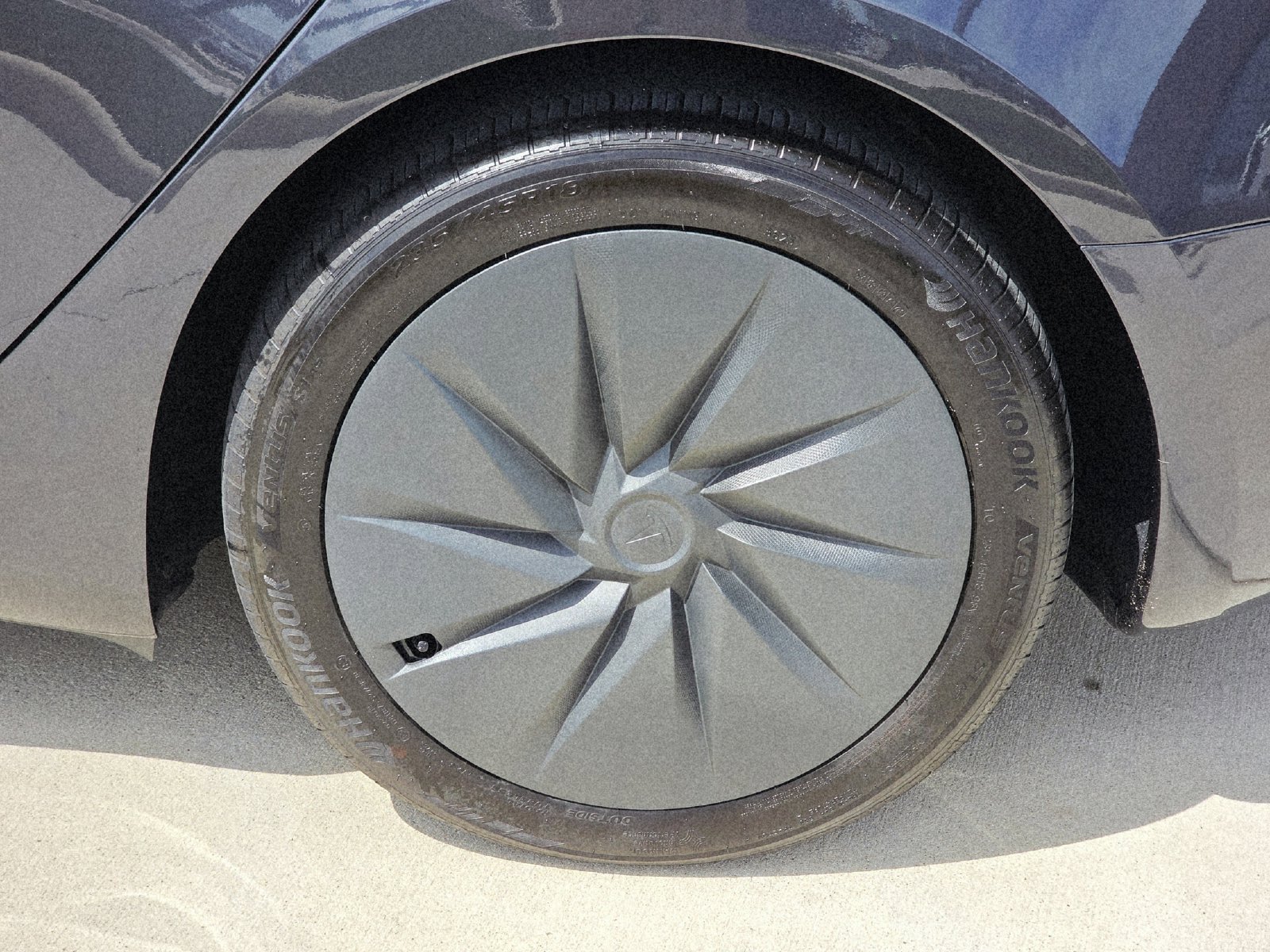 Used 2026 Tesla Model 3 RWD image 9