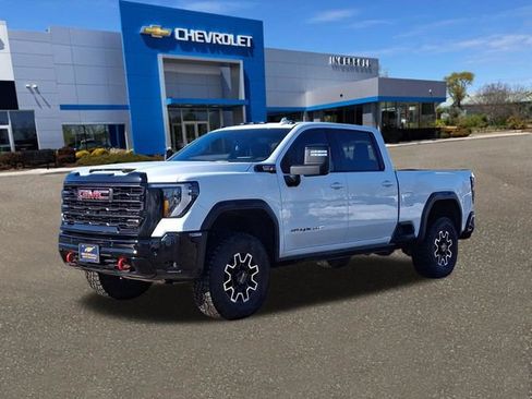 Used 2025 GMC Sierra 2500 AT4X image 34