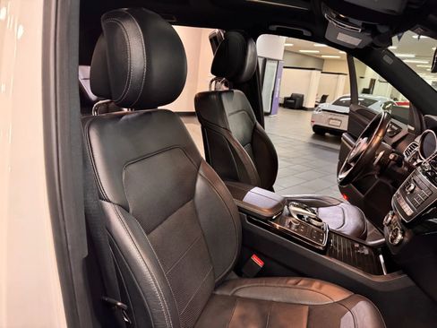 Used 2018 Mercedes-Benz GLS 550 4MATIC w/ Driver Assistance Package image 14