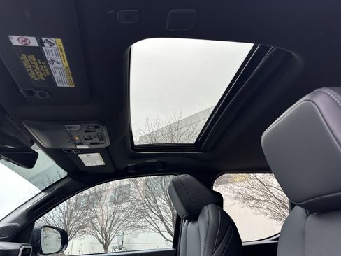 Used 2025 Toyota Tacoma TRD Sport w/ TRD Sport Premium Package image 13