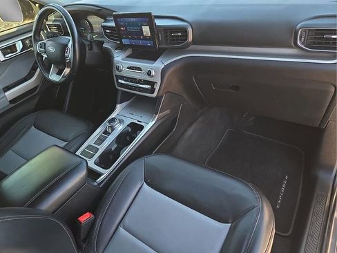 Used 2023 Ford Explorer XLT w/ Equipment Group 202A image 12