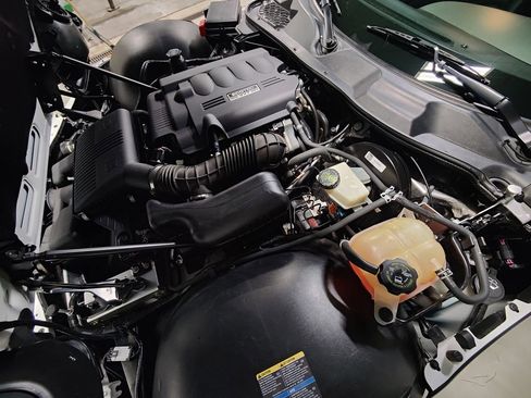 Used 2007 Pontiac Solstice Convertible w/ Premium Package image 4