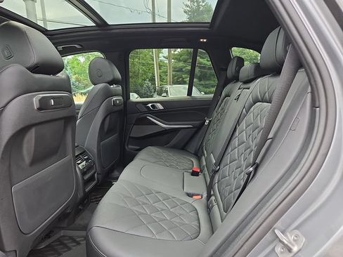 Used 2024 BMW X5 xDrive40i w/ Premium Package AWD/4WD image 10