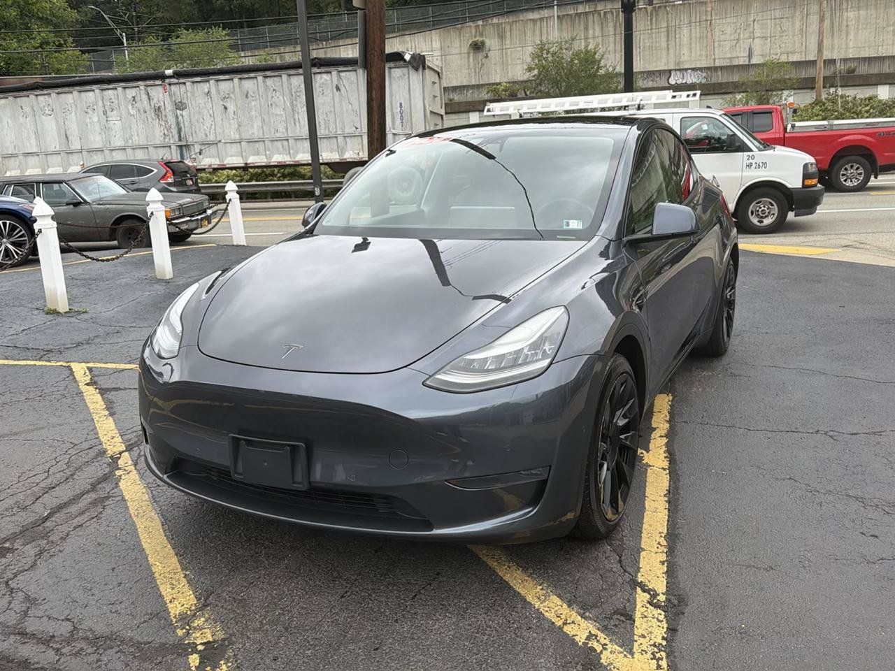 Used 2020 Tesla Model Y Long Range AWD/4WD image 4