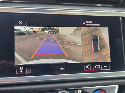 Used 2022 Audi Q3 2.0T Premium Plus image 11