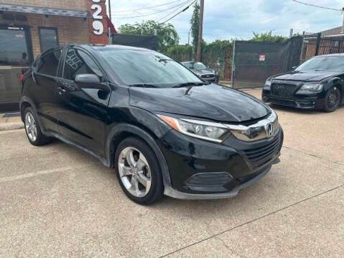 Used 2019 Honda HR-V LX image 3