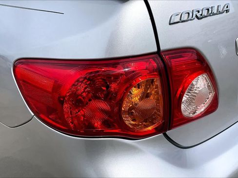 Used 2009 Toyota Corolla S FWD image 28