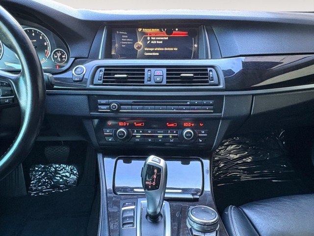Used 2015 BMW 528i Sedan RWD image 12
