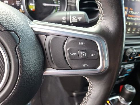Used 2023 Jeep Wrangler Unlimited Sahara w/ Cold Weather Group AWD/4WD image 22