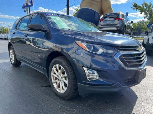 Used 2018 Chevrolet Equinox LS image 8