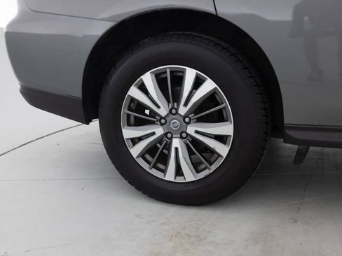 Used 2019 Nissan Pathfinder SL AWD/4WD image 21