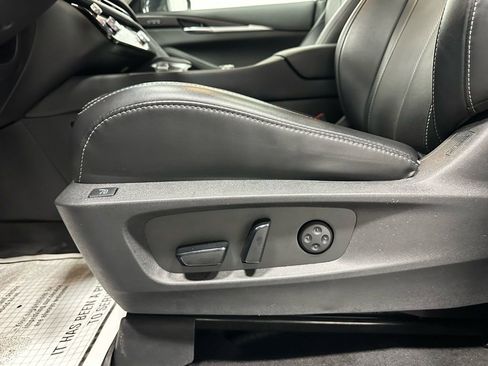 Used 2023 INFINITI QX60 Sensory w/ Cargo Package image 12